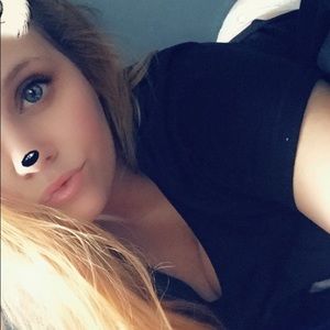 Meet your Posher, Aimee